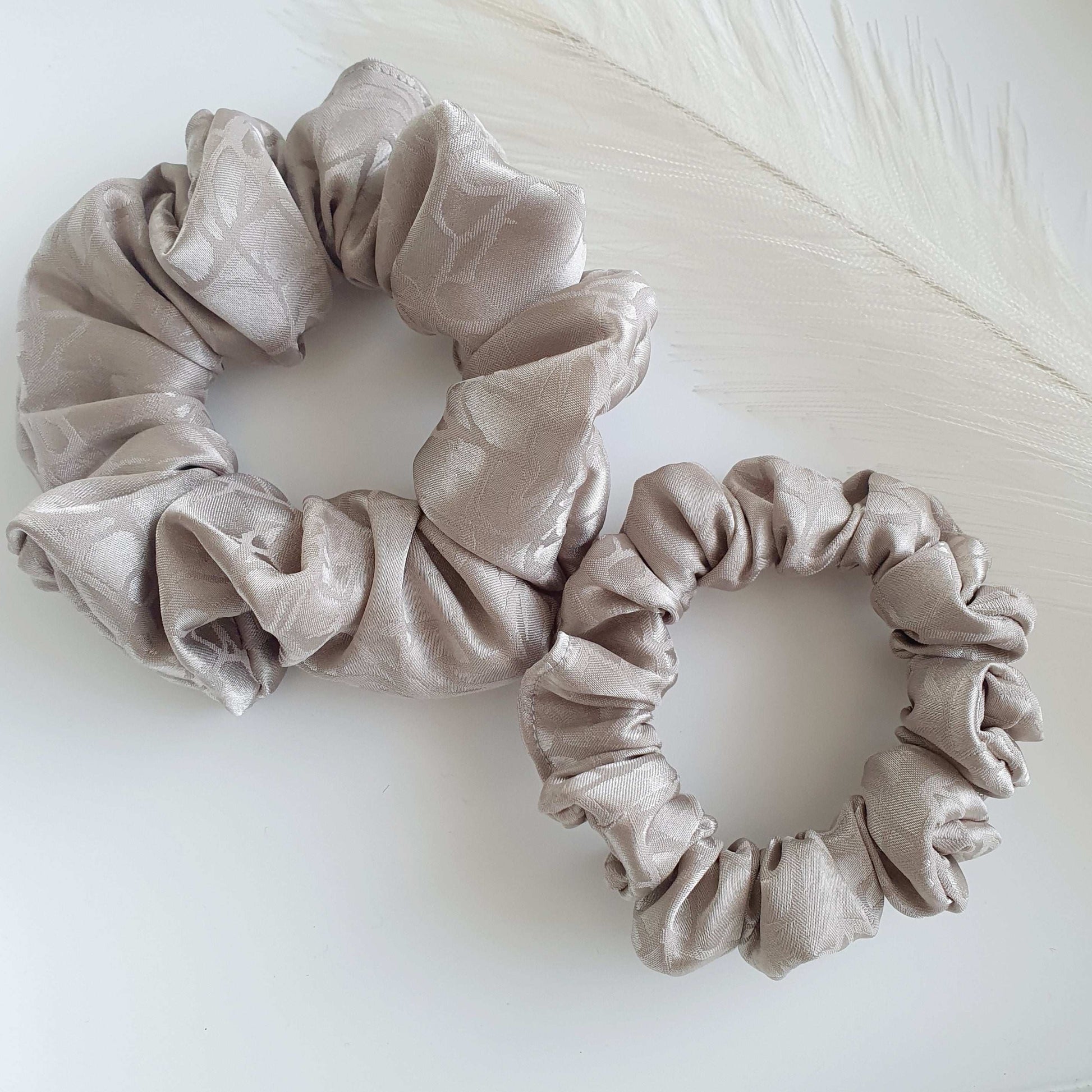 Chouchou Satin Taupe imprimé - Mlle ChouChou