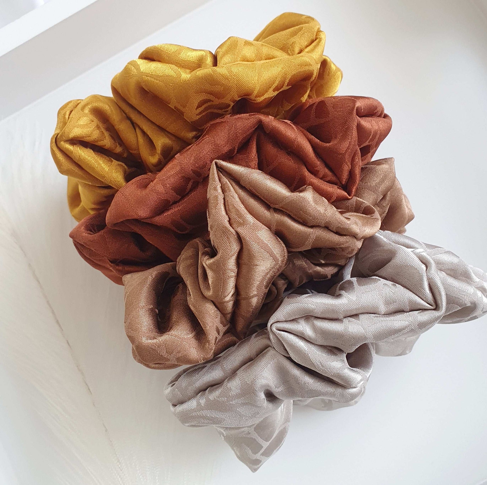 Chouchou Satin Ocre imprimé - Mlle ChouChou