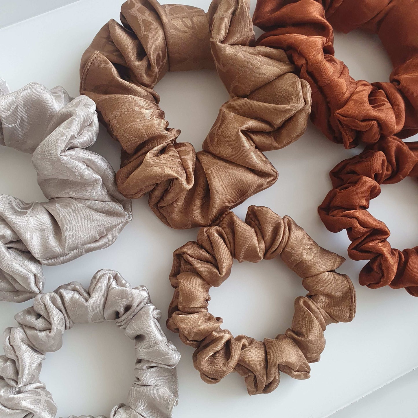 Chouchou Satin Marron imprimé - Mlle ChouChou