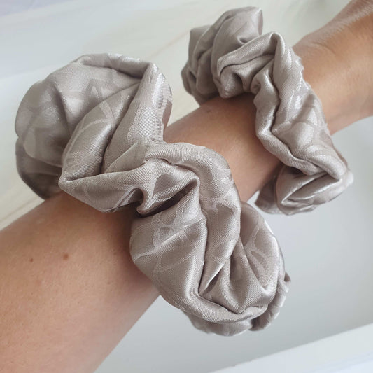 Chouchou Satin Taupe imprimé - Mlle ChouChou