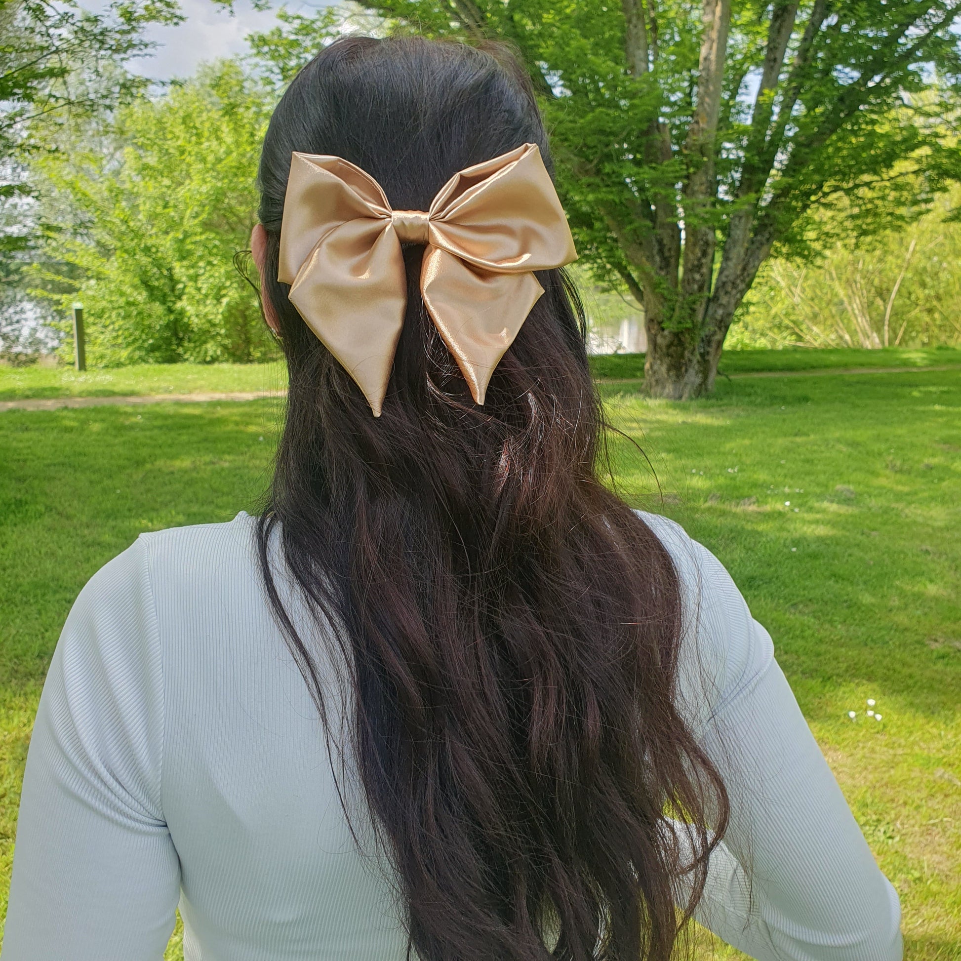 Barrette Nœud satin XL Doré Mlle ChouChou