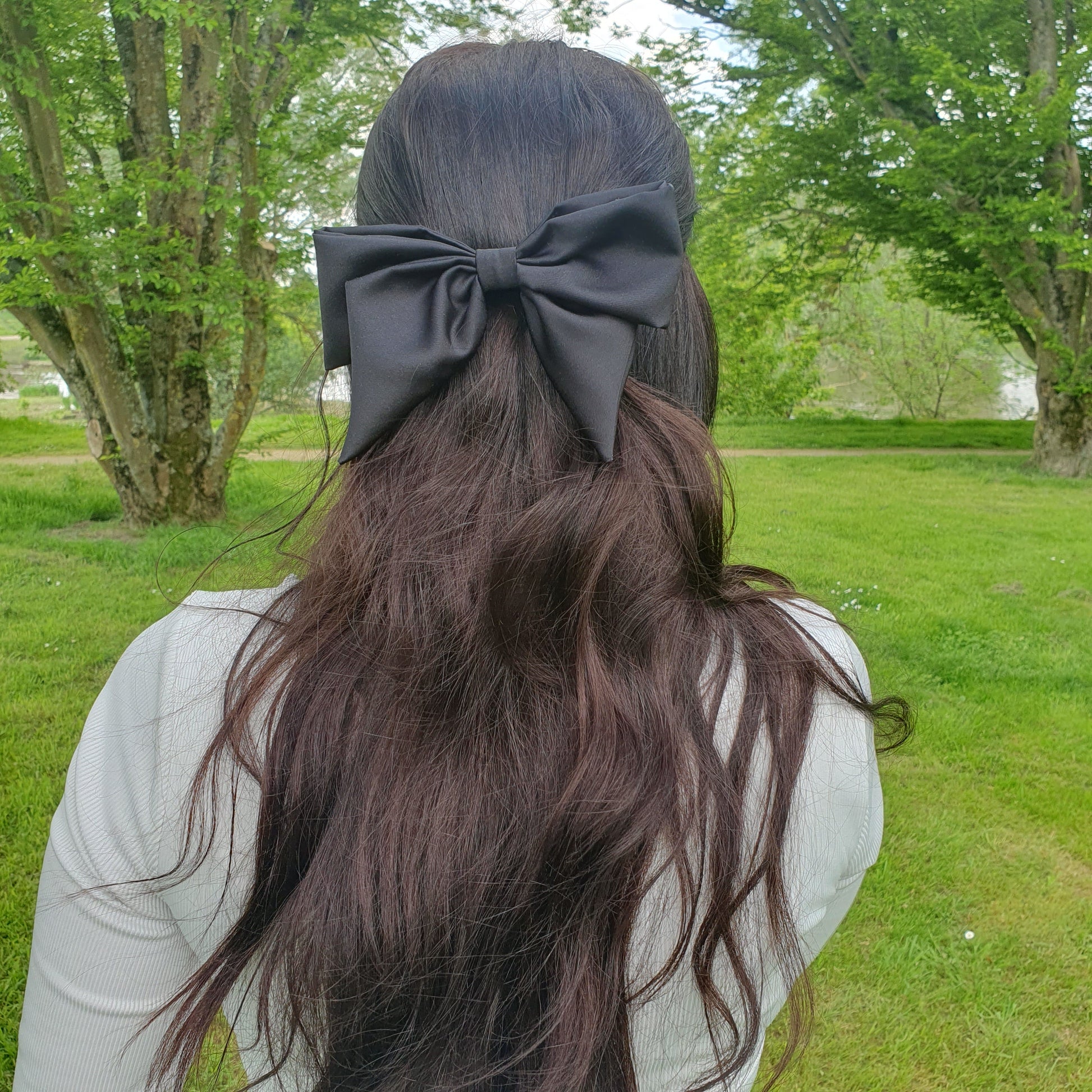 Barrette Nœud satin XL Noir Mlle ChouChou