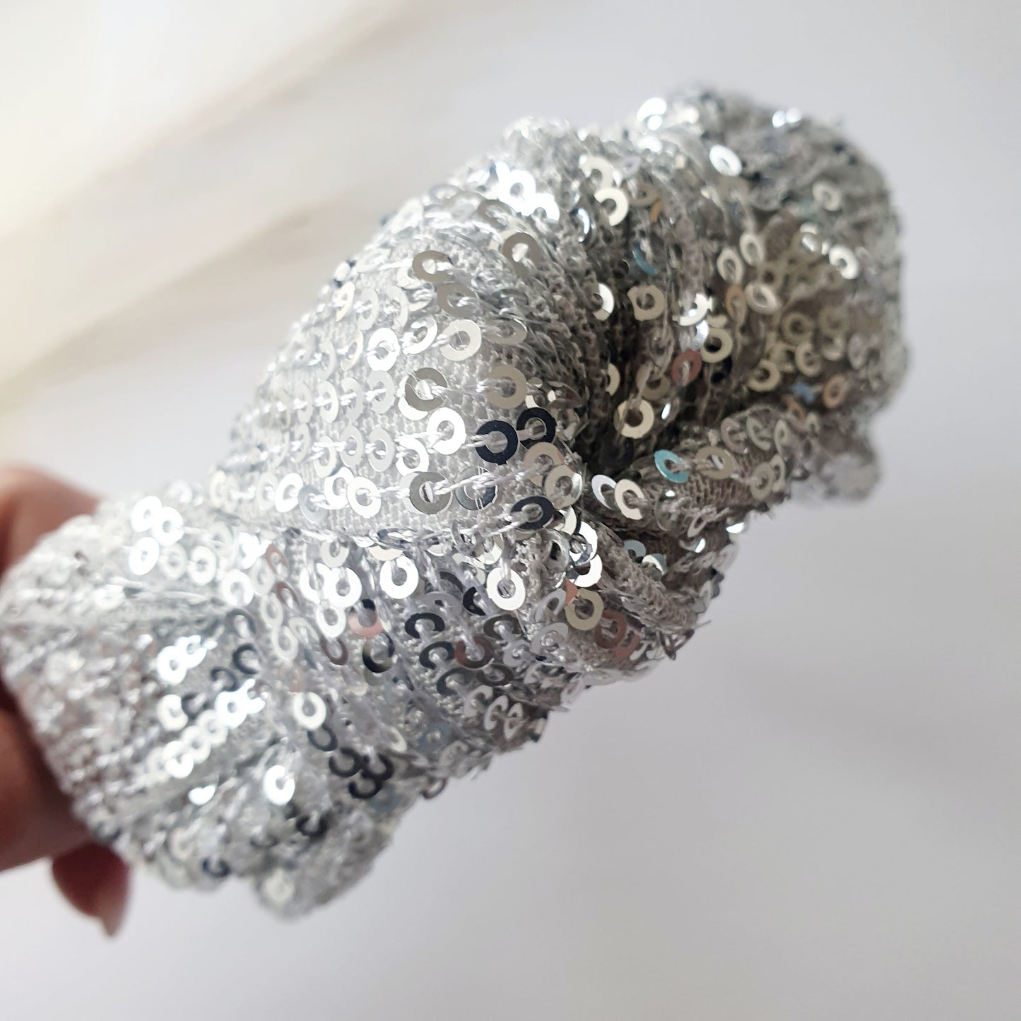 Serre-Tête Noué sequins argent Mlle ChouChou